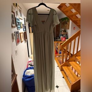 Elegant Green Evening Dress